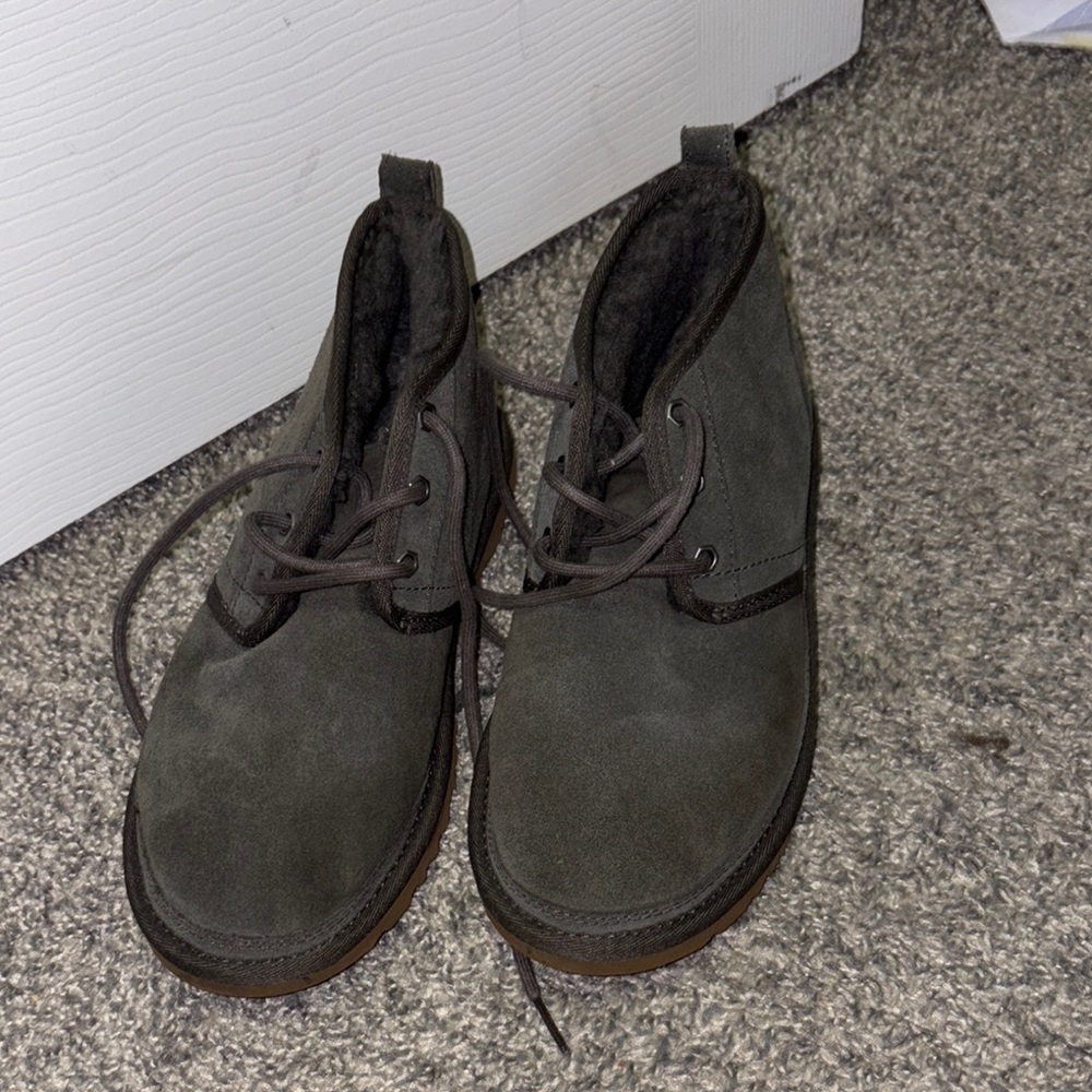 Men's Gray Suede Shoes